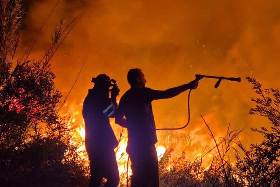 Πυρκαγιά στην Πάφο – Κινδύνευσαν σπίτια, καταστροφές σε πάσσαλους