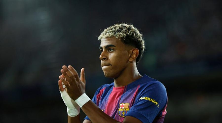 Γιαμάλ: «Στο Καμπ Νου θα γραφτεί ιστορία» 