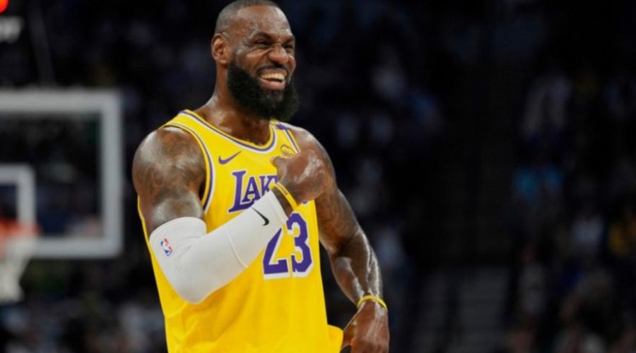 Έτοιμος για την 23η σεζόν της καριέρας του o ΛεΜπρόν