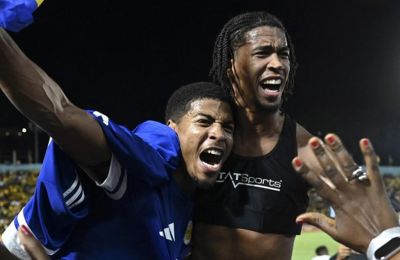 Πανηγυρισμοί στους δρόμους για την πρόκριση του Κουρασάο (vid)