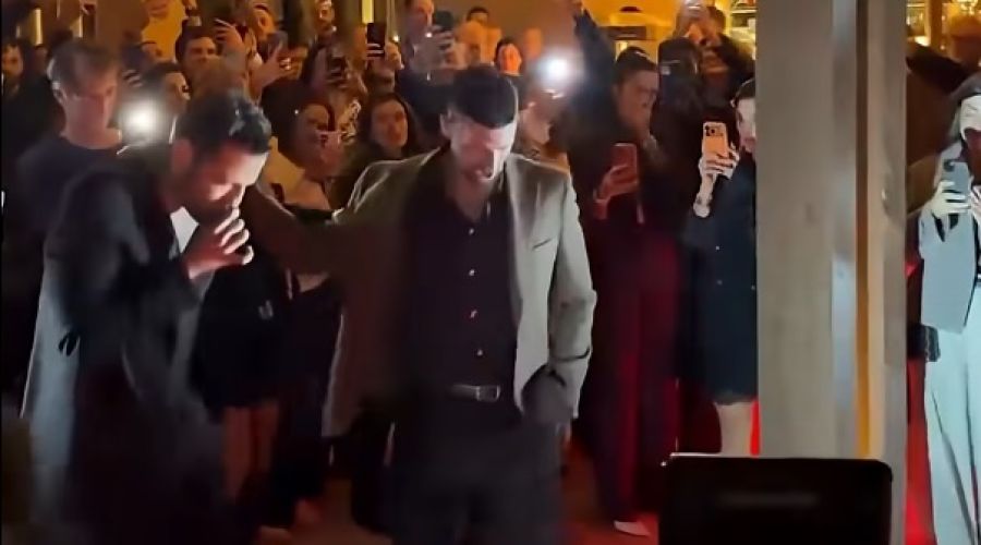 To συρτάκι του Τζόκοβιτς (vid)