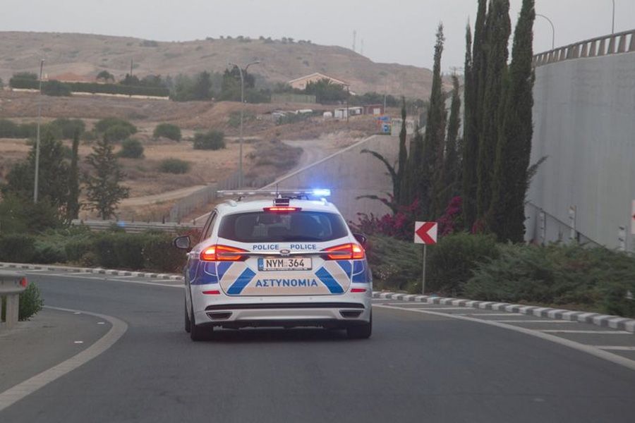 Σύγκρουση τεσσάρων οχημάτων στον αυτοκινητόδρομο