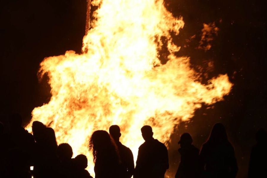 ΒΟΥΛΗ: Καταψήφισε το νομοσχέδιο για λαμπρατζιές εν μέσω εντάσεων