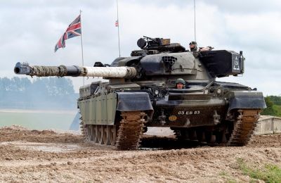 Οι έντονες αντιδράσεις του Λονδίνου υποχρέωσαν την ΕΕ να υποχωρήσει από τα αρχικά 6,7 δισ. ευρώ που ζητούσε