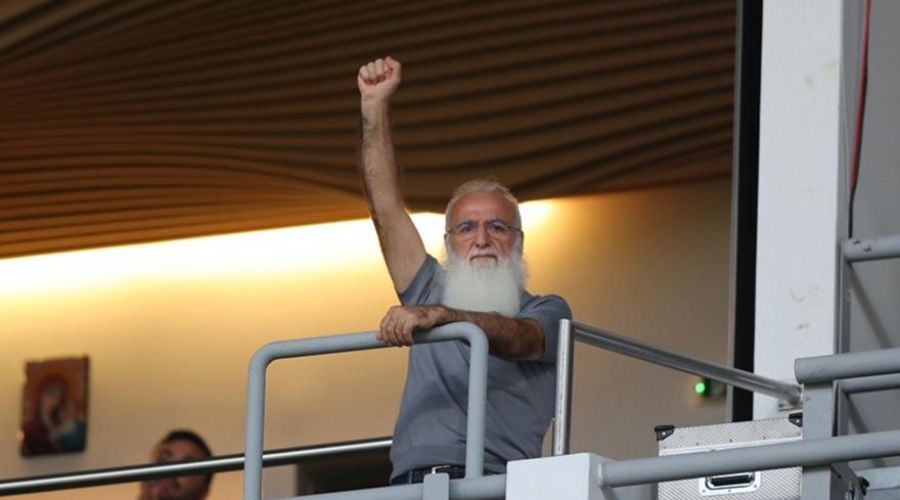 Σαββίδης: «Μπορείτε να γράψετε ιστορία»