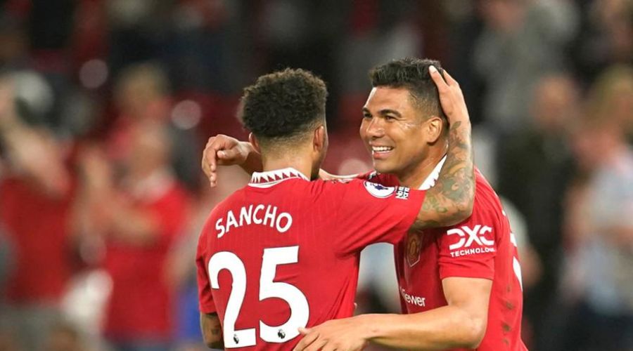 Η Γιουνάιτεντ αφήνει ελεύθερους Σάντσο-Κασεμίρο και γλιτώνει 35 εκ. 