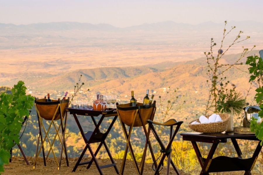 Η νόστιμη κουζίνα των οινοποιείων στην Κύπρο