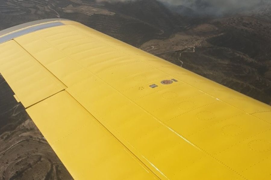 Πυρκαγιά σε δύσβατη περιοχή- Στη μάχη και πτητικά μέσα