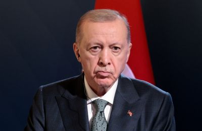 Φήμες, κόντρες και παρασκήνιο για τον έλεγχο του «βαθέος κράτους»