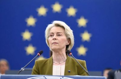 Η πρόεδρος της Ευρωπαϊκής Επιτροπής Ούρσουλα φον ντερ Λάειν.