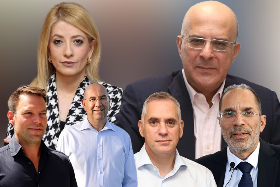 ΝΙΚΟΛΑΣ: Έταζε Προεδρία Βουλής στον Κάρογιαν