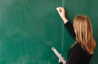 Επ. Παιδείας: Κενά και ασάφειες στην αξιολόγηση εκπαιδευτικών