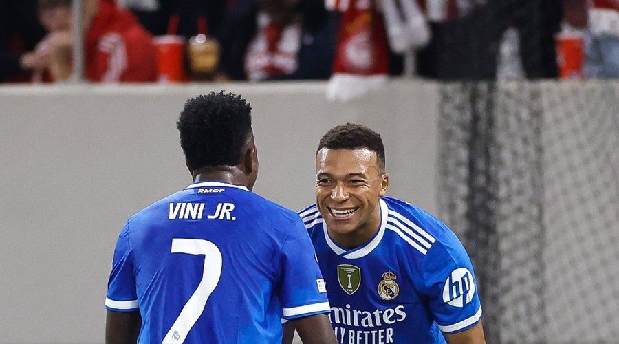 Τρομερός Εμπαπέ... χατ-τρικ σε 7 λεπτά! 