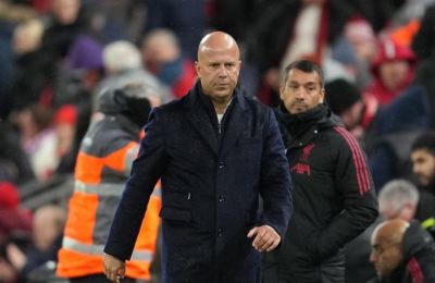 Αισθάνεται την πίεση, αλλά παραμένει ασφαλής στη Λίβερπουλ ο Σλοτ