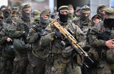 Ρωσικά drones έχουν παραβιάσει τον εναέριο χώρο χωρών του ΝΑΤΟ, ενώ έχουν σημειωθεί περιστατικά παρεμβολών GPS και άλλων προκλήσεων