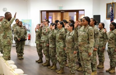 «Αρπακτικό με στολή»: 