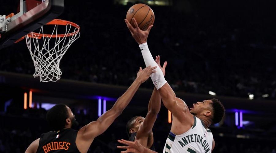 Εντυπωσιακή επιστροφή Γιάννη με 30 πόντους, αλλά οι Νικς πήραν τη νίκη