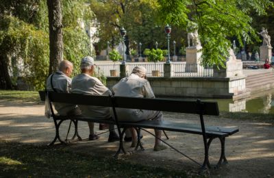 Το δημογραφικό πιέζει τα συνταξιοδοτικά συστήματα
