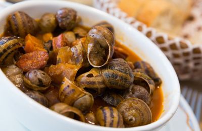 Άδειοι ψυκτικοί θάλαμοι, κατεστραμμένα αποθέματα και αγωνία για την εορταστική σεζόν 