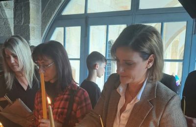 Άναψε κερί στον Απόστολο Ανδρέα και ευχήθηκε για την απελευθέρωση της Κύπρου