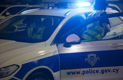 Χειροπέδες σε τέσσερις πριν το ΑΕΛ – Απόλλων - Οπαδός έριξε πυρσό