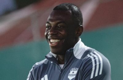 Στο τραπέζι των Λεόντων, ο Νταμάχου