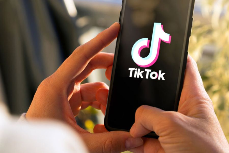 Γυναίκα ψάρευε άντρες στο TikTok και οι συνεργοί της τους λήστευαν