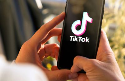 Συμμορία λήστευε και εκβίαζε άνδρες μέσω TikTok