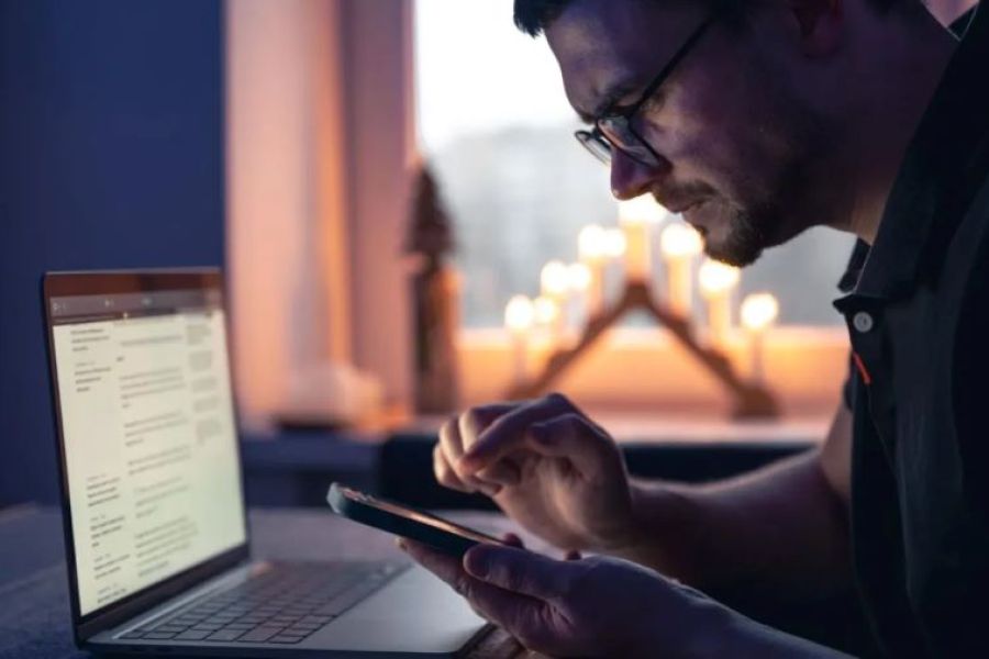 Τι είναι η «ψύχωση ChatGPT» για την οποία προειδοποιούν οι ειδικοί