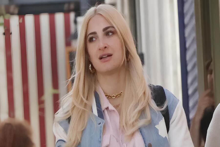 Έκτακτo για Ιωάννα Τούνη