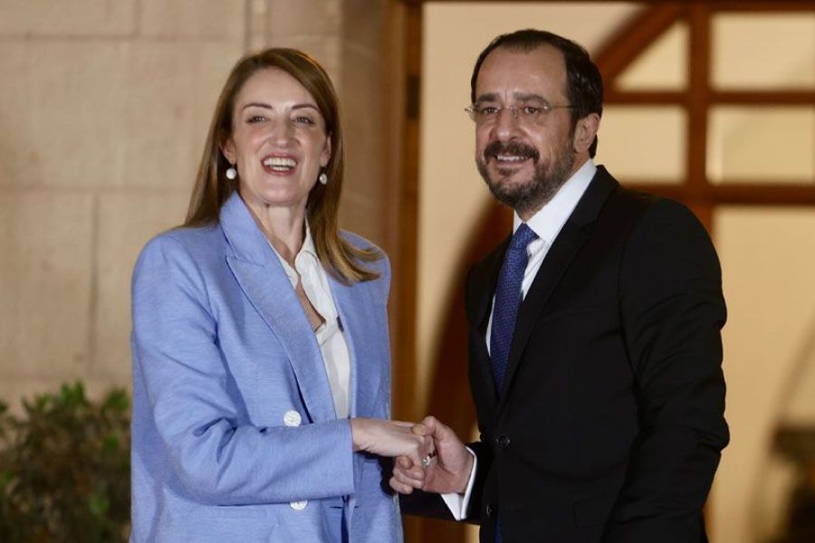 Υποδέχθηκε τη Μέτσολα στο Προεδρικό ο Χριστοδουλίδης