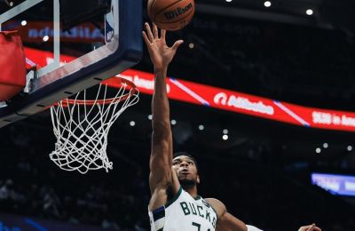 Πάλευαν μόνοι Αντετοκούνμπο και Πόρτερ