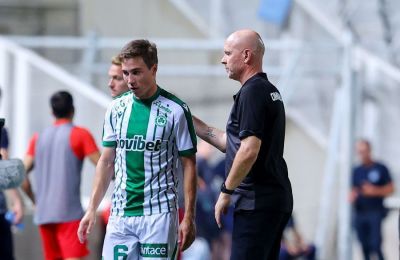 Ομόνοια: Μπαίνει σταδιακά ο «μαέστρος» της