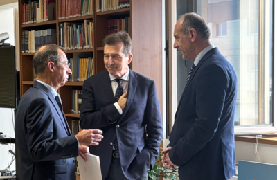 Ο Μιχάλης Χρυσοχοΐδης έφτασε στο νησί μαζί με τον Υποστράτηγο Φώτη Ντουίτση, διοικητή της ελληνικής ΔΑΟΕ