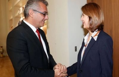 Ο κ. Έρχιουρμαν χαρακτήρισε την συνάντηση με την κ. Ολγκίν εξαιρετικά παραγωγική και πολύ χρήσιμη όσον αφορά την καλύτερη αλληλοκατανόηση