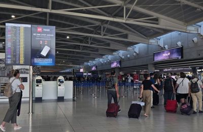 Το ένταλμα, σύμφωνα με πληροφορίες, είχε εκδοθεί περίπου έναν μήνα πριν και την περίοδο που ο 35χρονος βρισκόταν ήδη στην Κύπρο.