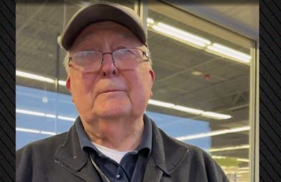 Ο Εντ Μπάμπας έγινε viral στα social media και πυροδότησε ένα μαζικό κύμα καλοσύνης