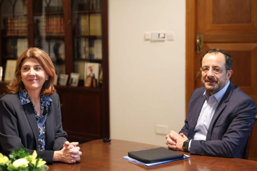 Aισιόδοξη η Ολγκίν μετά τη συνάντηση με ΠτΔ