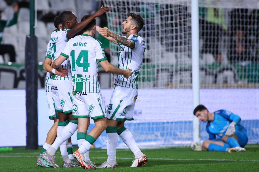 Άνετη Ομόνοια με τριάρα και τώρα Ραπίντ! (vid)