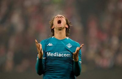 Φιορεντίνα σε ελεύθερη πτώση