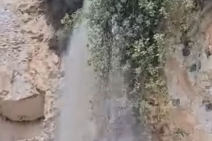 «Ξύπνησαν» καταρράκτες και γέμισαν ποτάμια (ΒΙΝΤΕΟ)