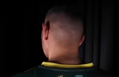 AEK: Επετειακή φανέλα για τα 15 χρόνια (vid)