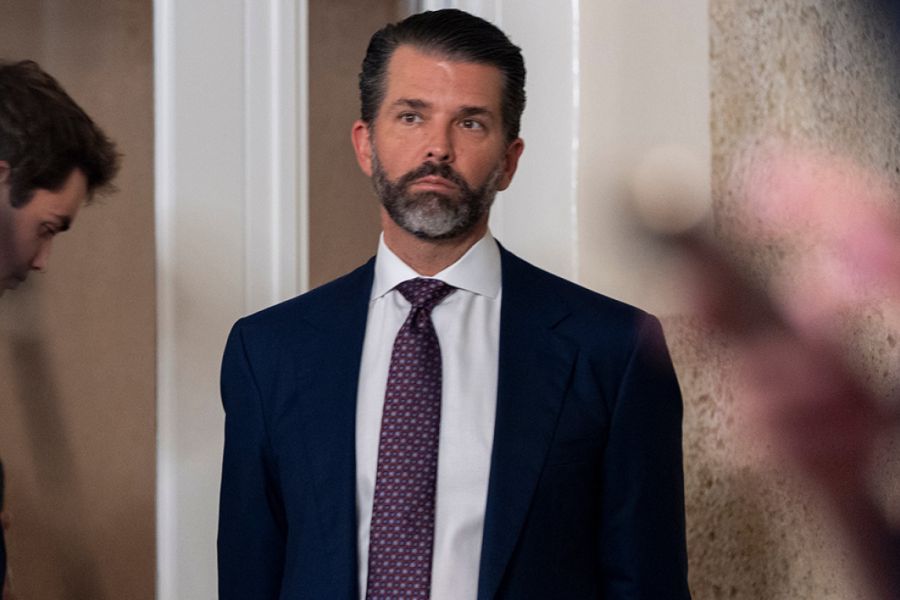 Επίθεση του Τραμπ Τζ. σε Ουκρανία: Είναι πιο διεφθαρμένη από τη Ρωσία