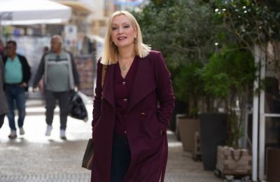 «Υπάρχουν ορισμένες καταστάσεις στην προσωπική μου ζωή, οι οποίες δεν με αφήνουν να αποφασίσω αυτή τη στιγμή», ανέφερε η Ειρήνη Χαραλαμπίδου