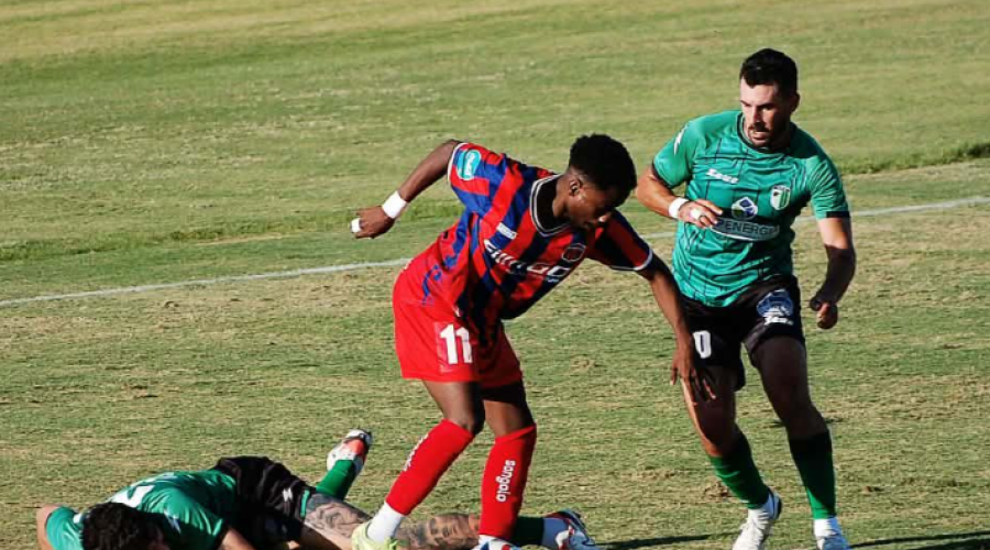 Ξεχωρίζει και ελκύει τα βλέμματα ο Σουλεϊμάν! 