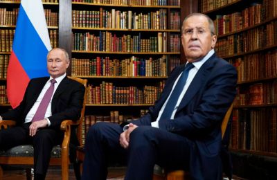 Tα περισσότερα κράτη μέλη του ΝΑΤΟ και της ΕΕ ακολουθούν μια «καταστροφική θέση» στο ουκρανικό ζήτημα