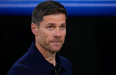 Παραμένει προς το παρόν στον πάγκο της Ρεάλ ο Τσάμπι Αλόνσο