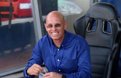 Στηβ για Πάφο, Ομόνοια και ΑΕΚ