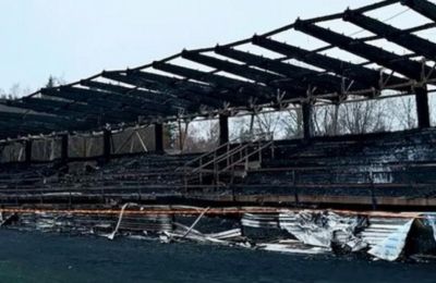 Οπαδοί έκαψαν το γήπεδο μετά από υποβιβασμό!