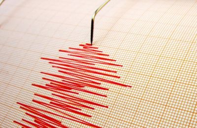 Σεισμός 6,7 βαθμών στην Ιαπωνία, προειδοποίηση για τσουνάμι